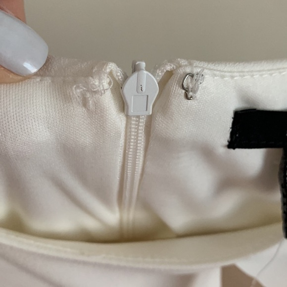 NWT Forever21 white short dress front knot Small - Picture 5 of 7